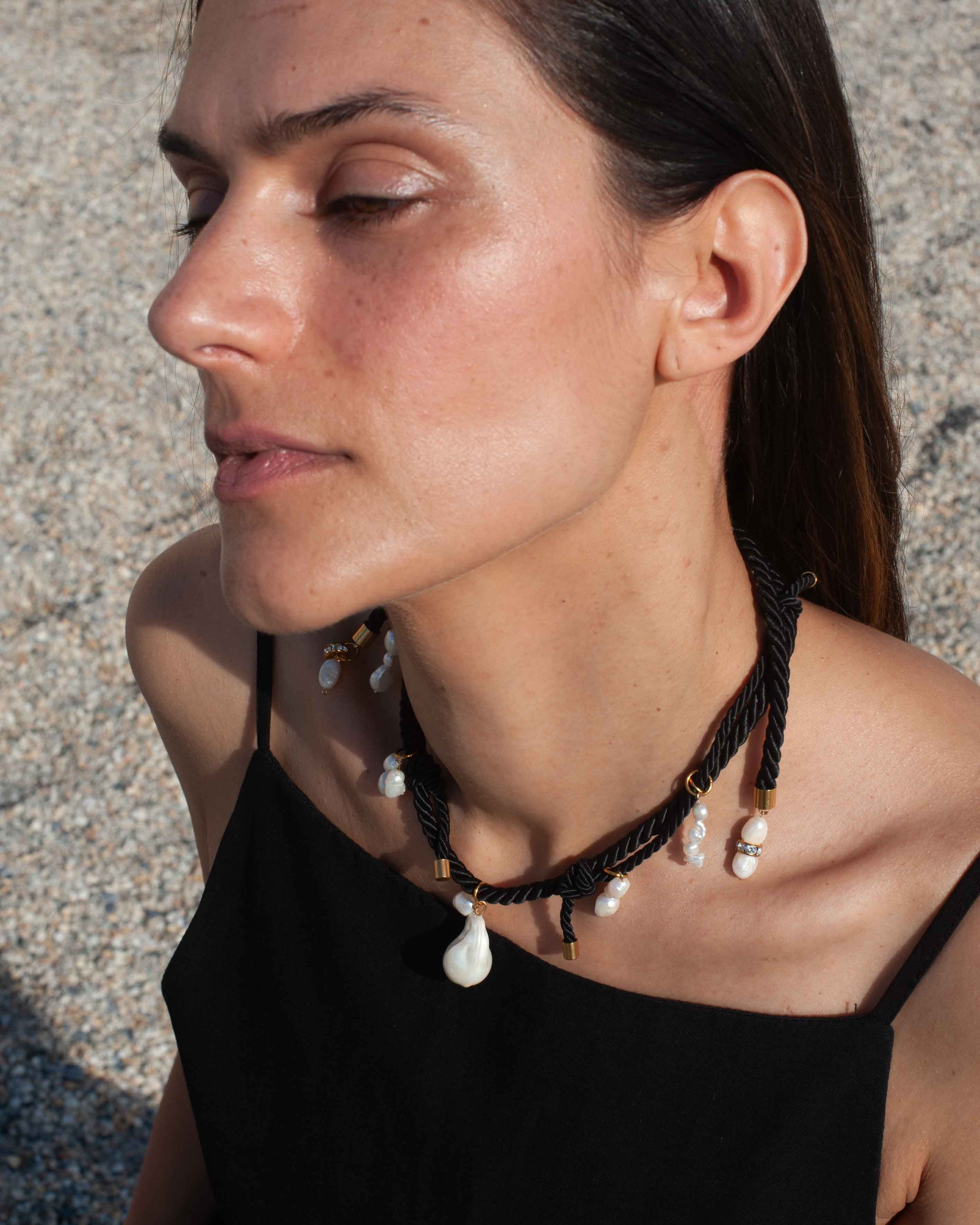 Collana Nerea