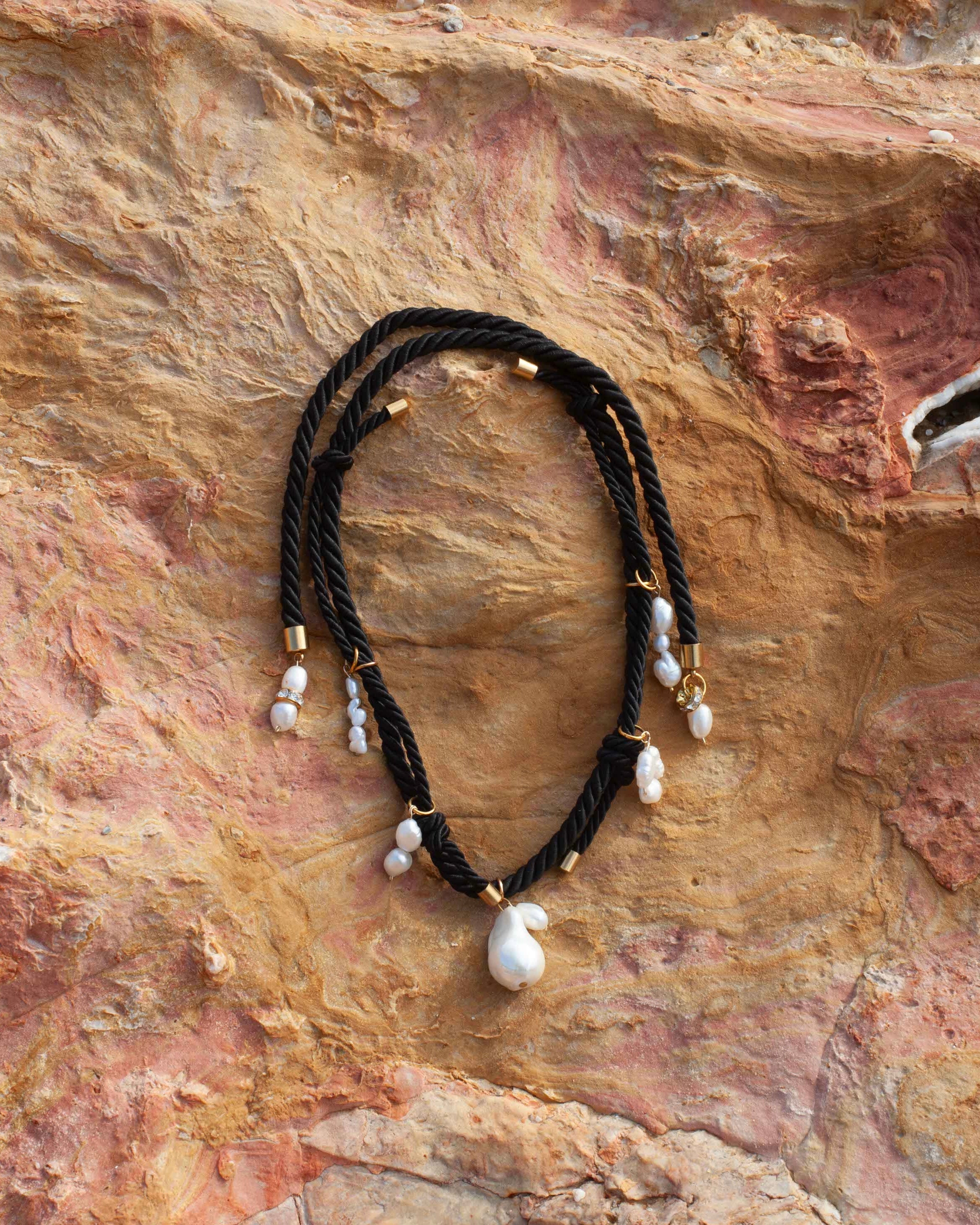 Collana Nerea